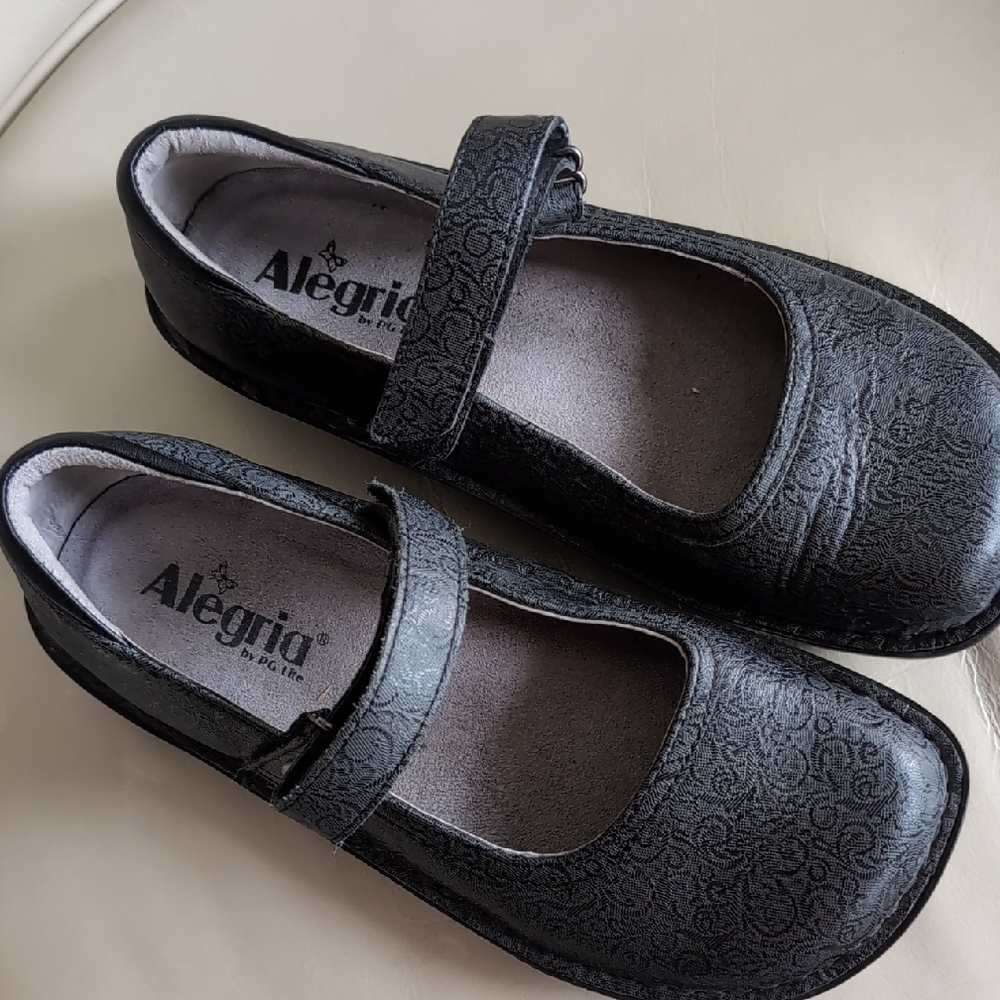Alegria Embossed Black Mary Jane Flats